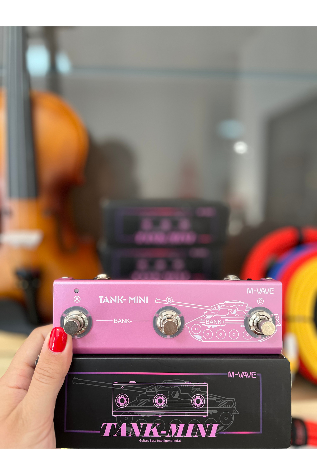 M-VAVE Tank-Mini Gitar Multi Efekt Pedalı - Şarj Edilebilir, Bluetooth ve IR Destekli